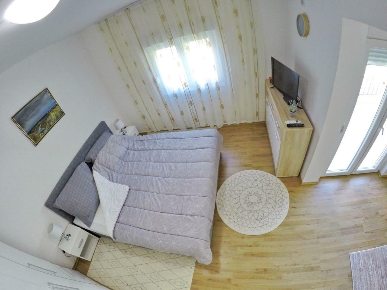 Apartmani Ambasador Trebinje Esterno foto