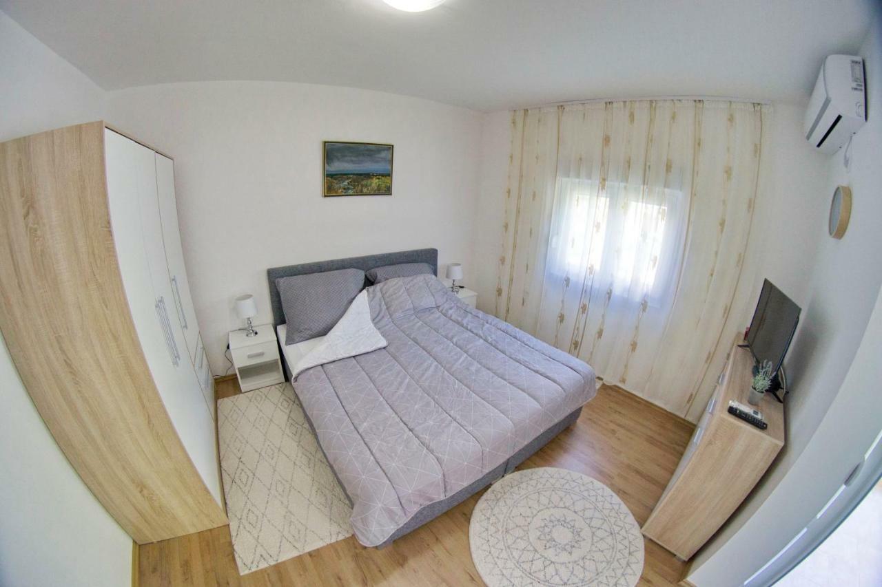 Apartmani Ambasador Trebinje Esterno foto