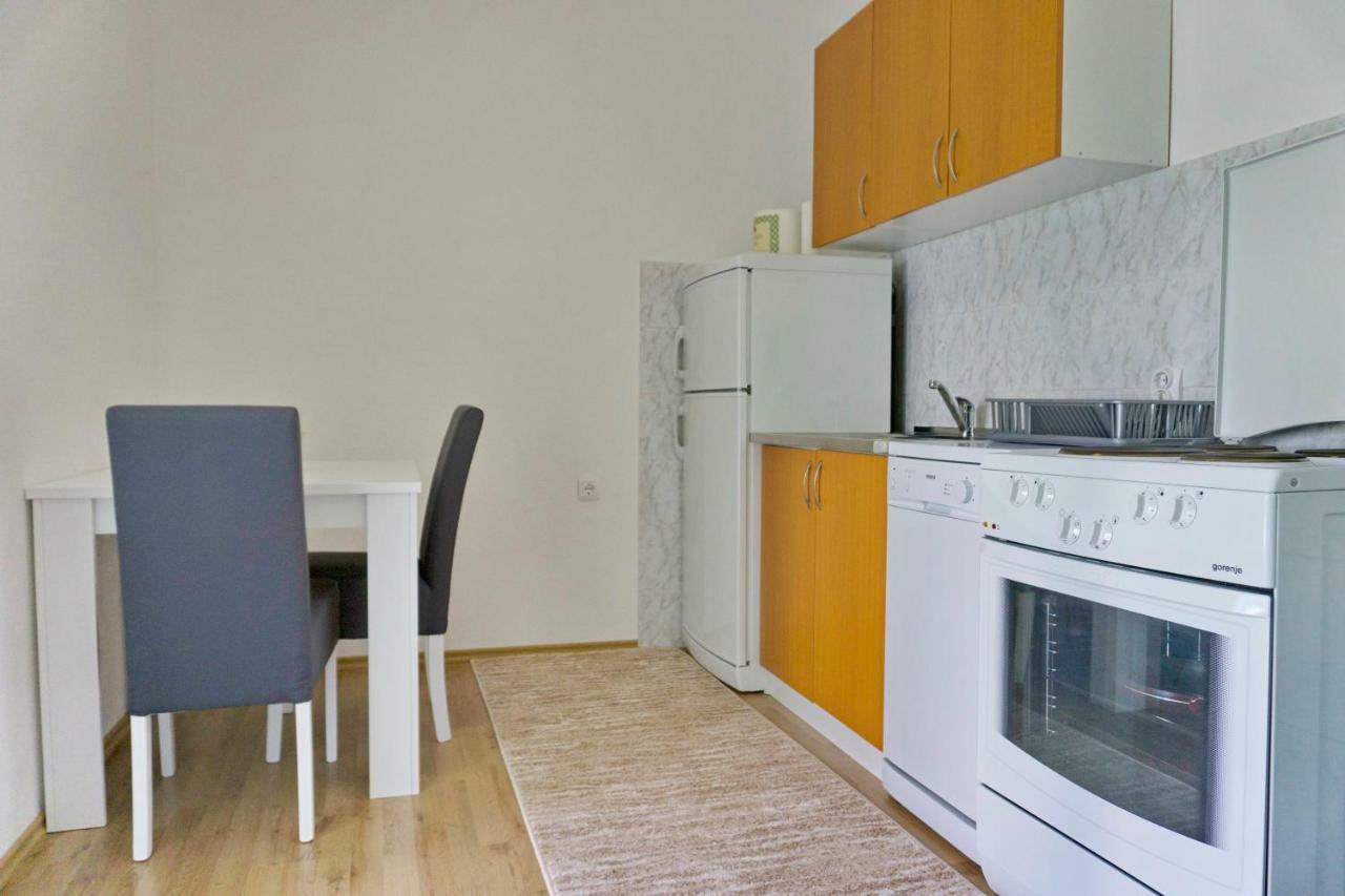 Apartmani Ambasador Trebinje Esterno foto