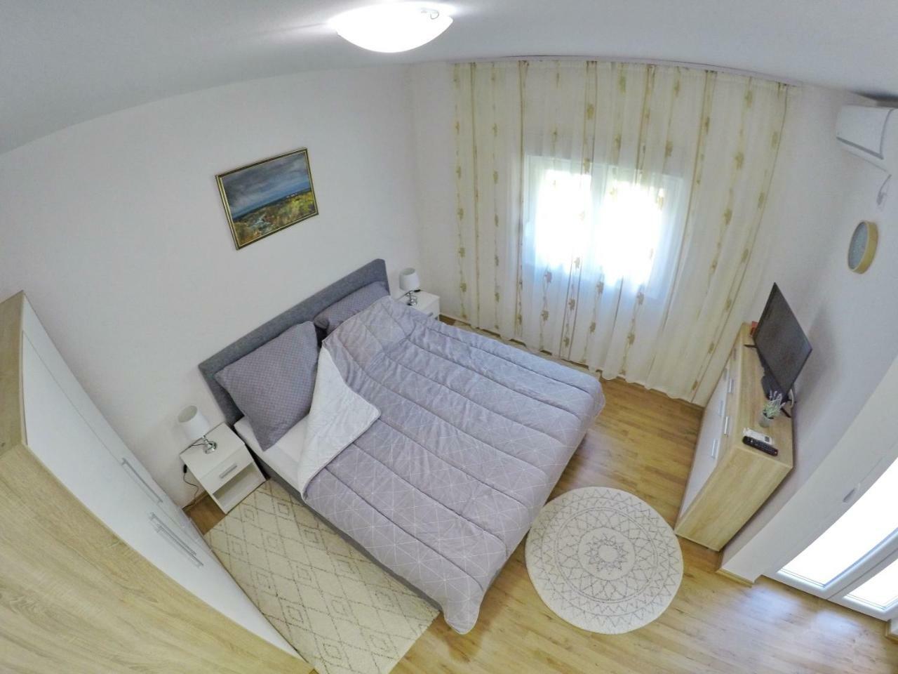 Apartmani Ambasador Trebinje Esterno foto