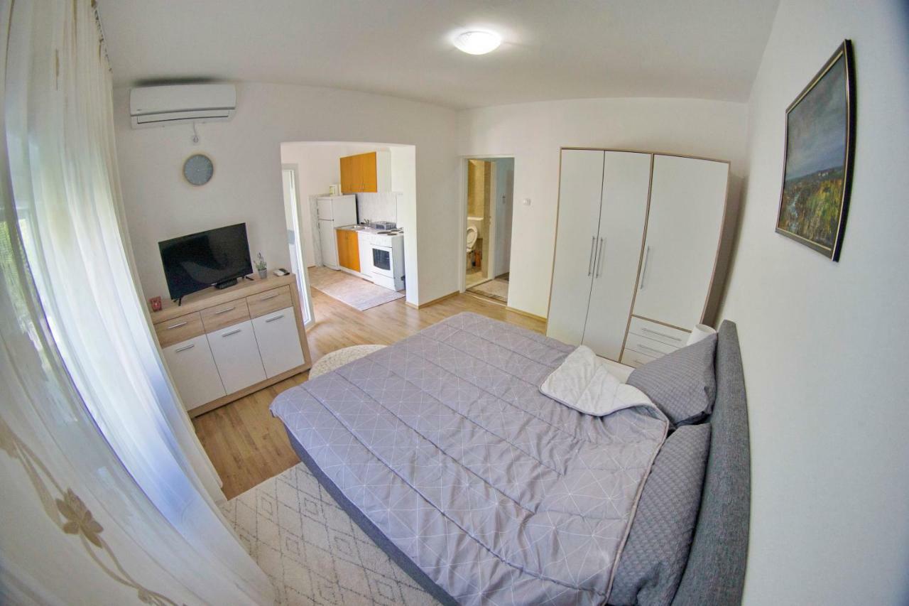 Apartmani Ambasador Trebinje Esterno foto