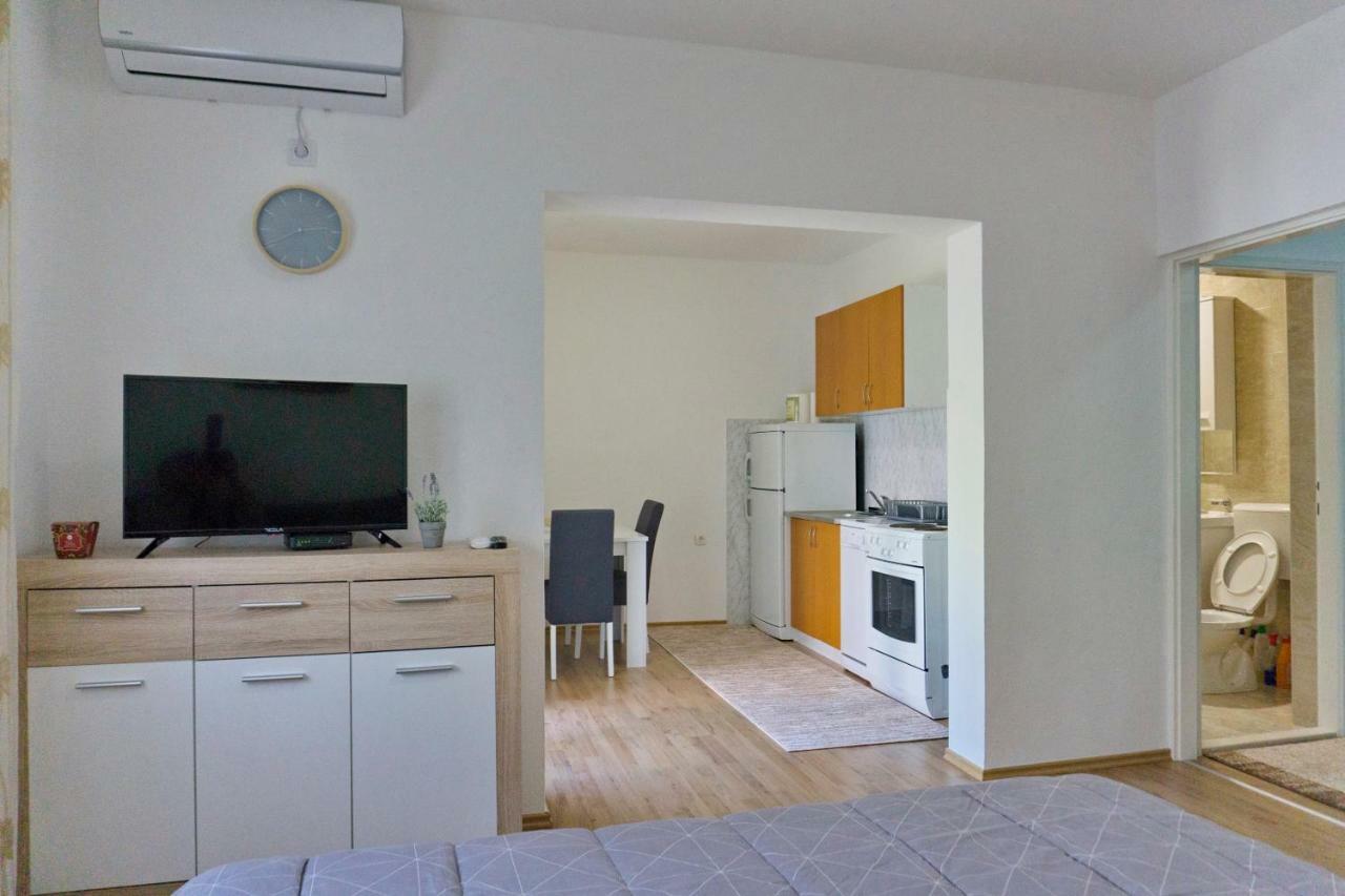 Apartmani Ambasador Trebinje Esterno foto